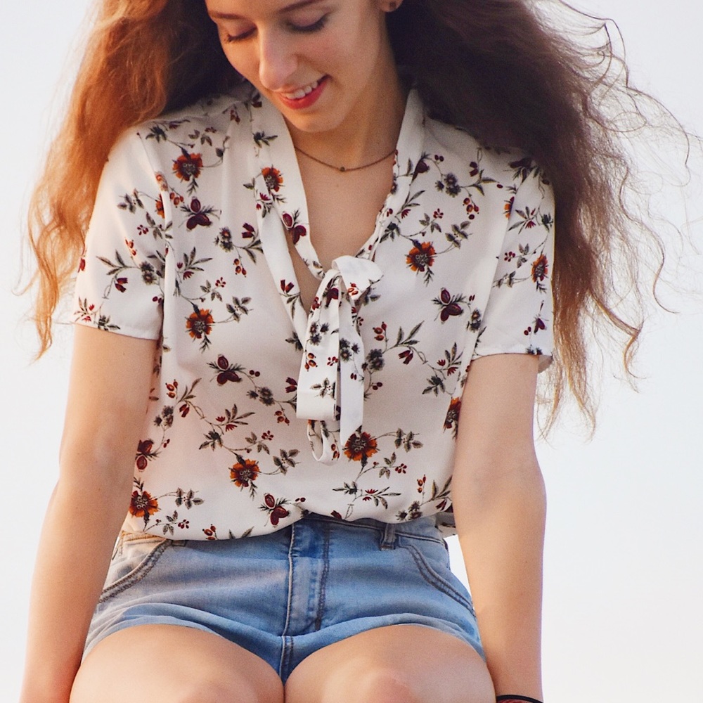 5/$35
Forever 21 blouse